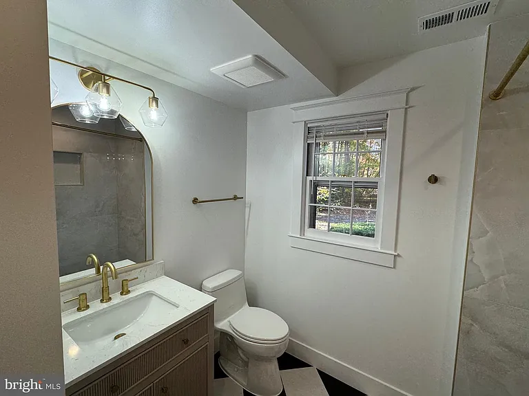 4005 King Arthur Rd — Photo 27