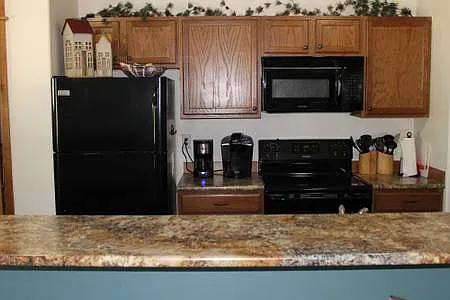 104 W Porphyry St #7 — Photo 2
