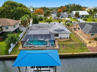 11831 W Sunnybrook Ct, Crystal River, FL 34429