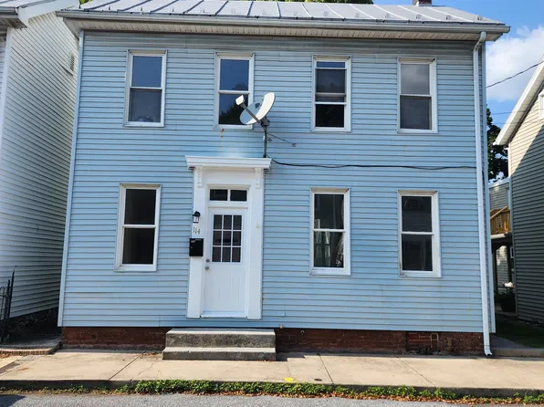 114 W Green St, Mechanicsburg, PA 17055
