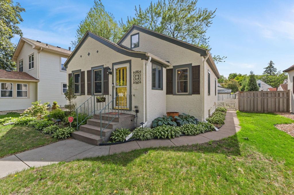 4425 Knox Ave N, Minneapolis, MN - View 3