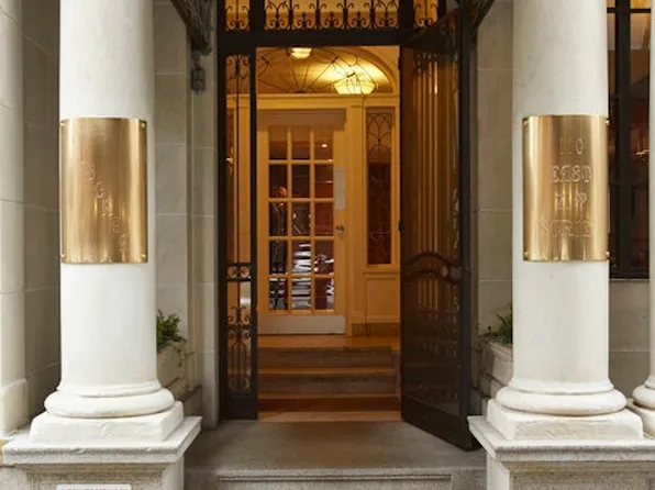 110 East 71st Street image 12 of 14