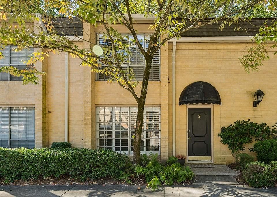 1st image of 5400 Roswell Rd Unit I2