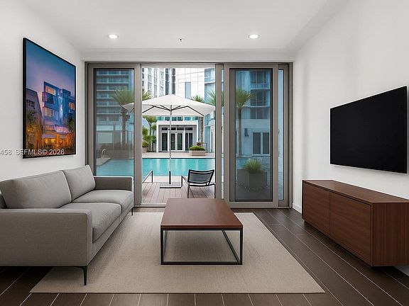 4th image of 851 NE 1st Ave #4009
