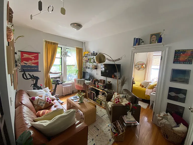 525 4th St #2E — Photo 3