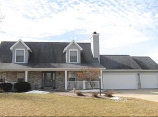 6619 Pheasant Creek Trl, Racine, WI 53406