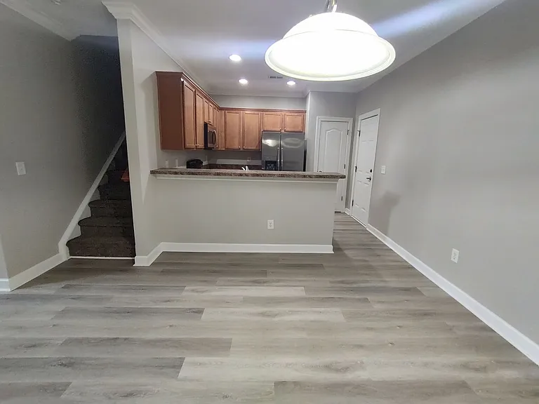1032 Fairway Ln — Photo 31