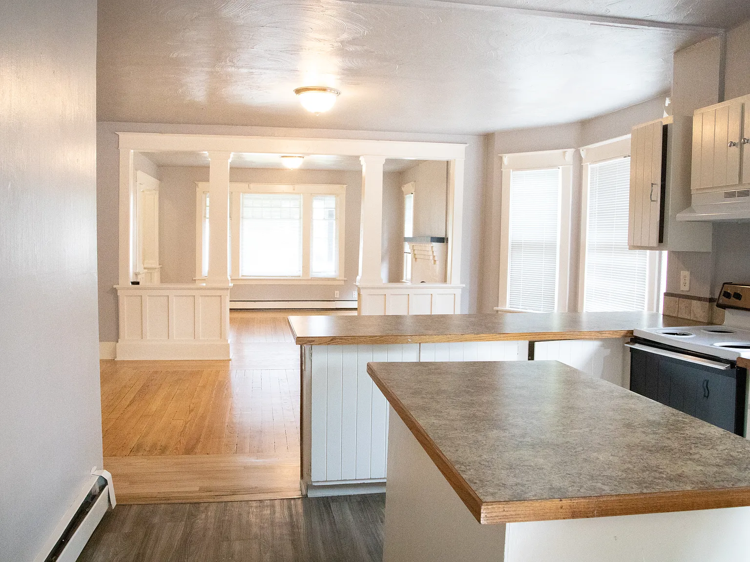 3 bed, 1200 sqft, $1,650 — Photo 3