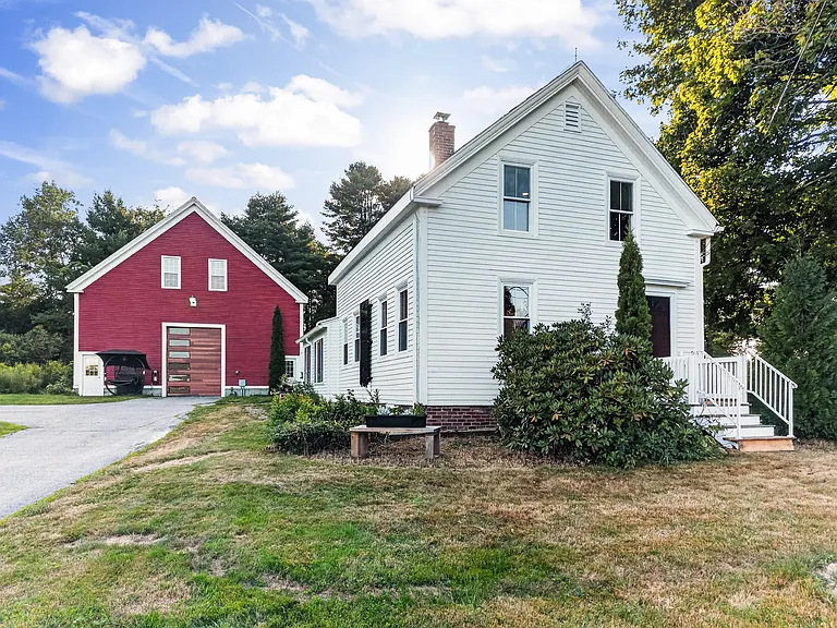464 Gray Rd — Photo 4