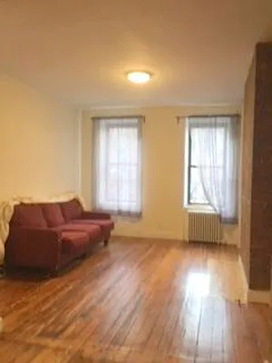 Rented by Metropolitan Property Group | media 13