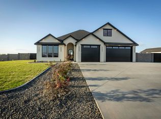 12829 Blackfoot Dr, Pasco, WA 99301