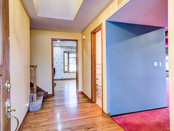 4th image of 257 Hawthorne Dr
