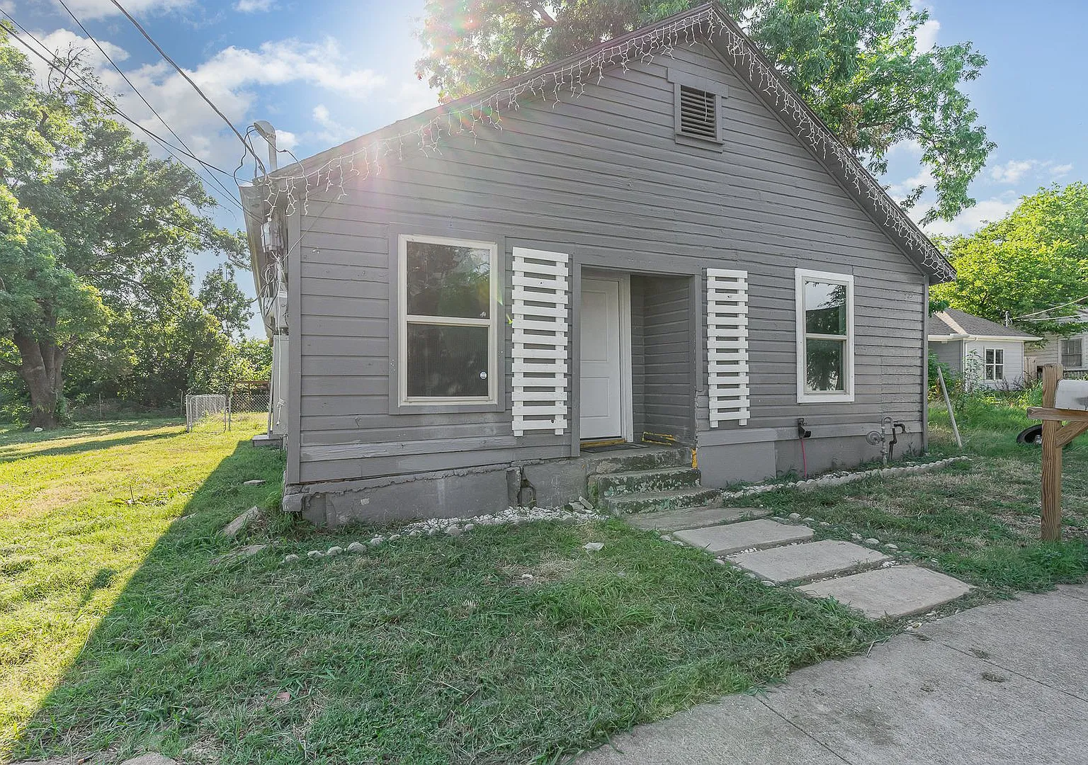 Spacious 4-Bedroom Home with Modern Finishes Owenwood, Dallas — Photo 2