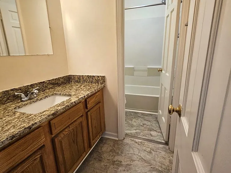 125 E Williams St #205 — Photo 11