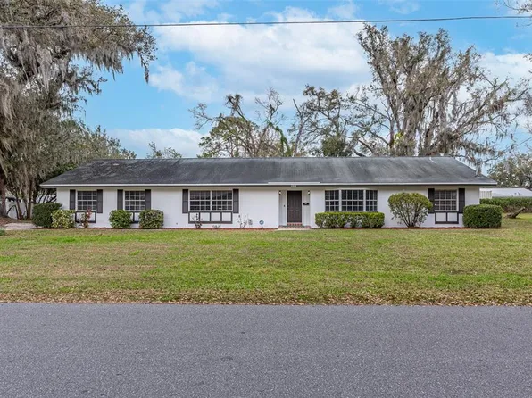 1310 Oakdale St, Plant City, FL 33563