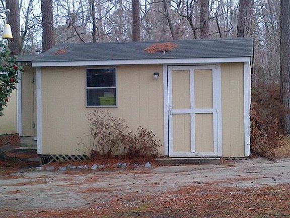 3rd image of 640 Creekwood Ln