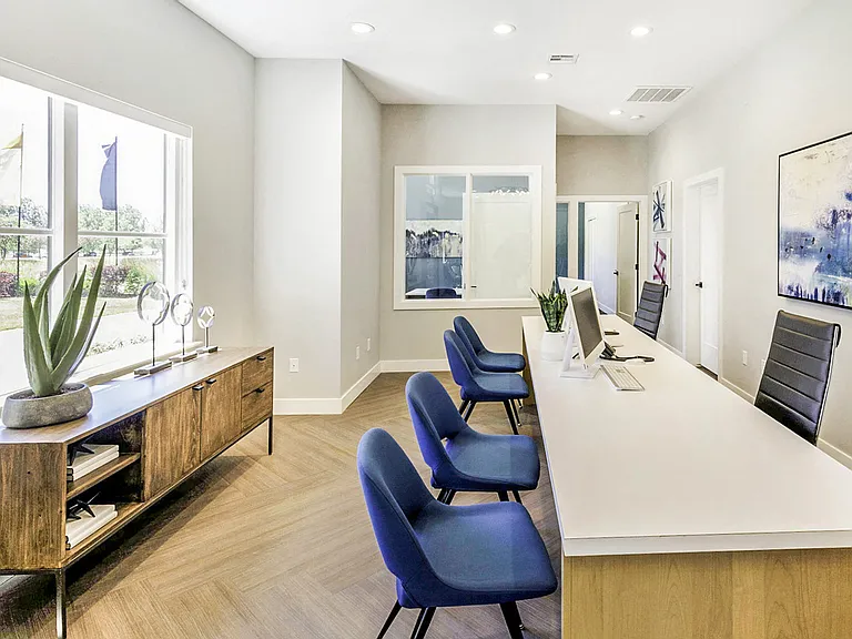 Maison's Landing Apartments — Photo 14