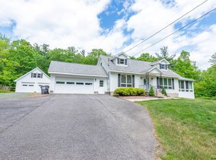 8576 Miller Hill Rd, Averill Park, NY 12018