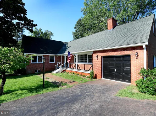 1138 Oaklawn Dr, Culpeper, VA 22701