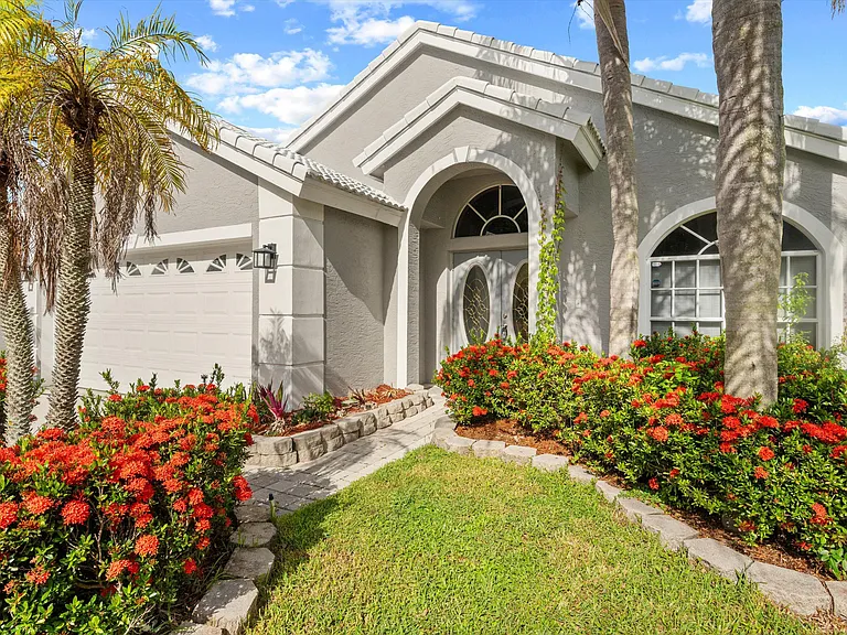 1851 Oak Berry Cir — Photo 2