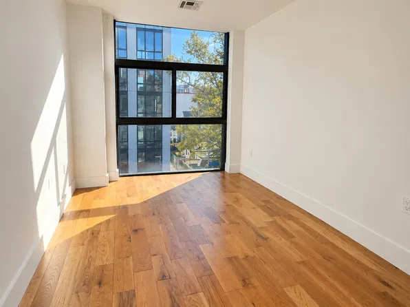 2920 Brighton Fourth Street #3R, photo 5