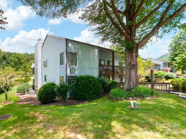 87 Willow Rd APT D1, Waynesville, NC 28786