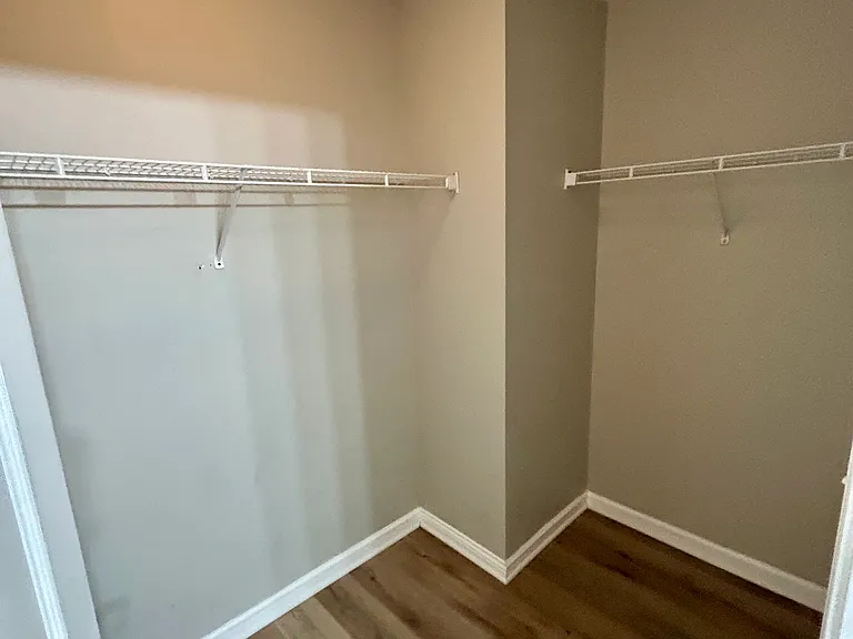 3039 Armory Dr — Photo 25