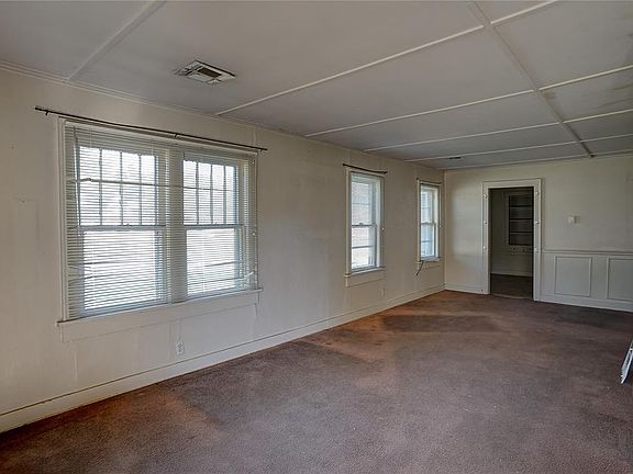 5th image of 7225 NW 16th St