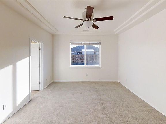 5th image of 2115 Scottland Ct