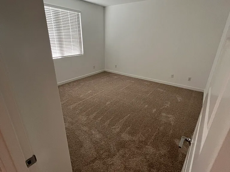 11163 W Luxton Ln — Photo 4