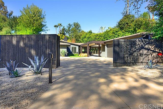 Tyanna Tyanna Xavier