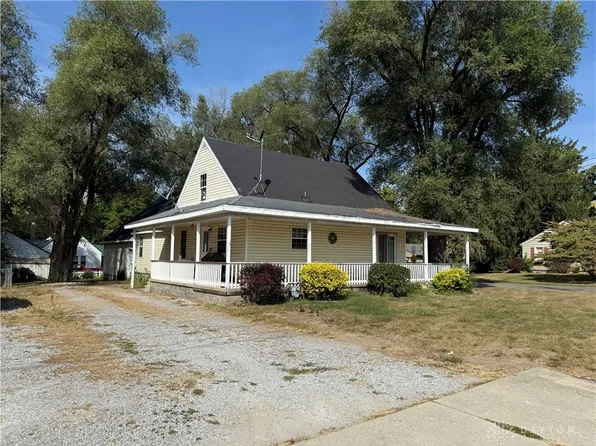 8240 Looney Rd, Piqua, OH 45356