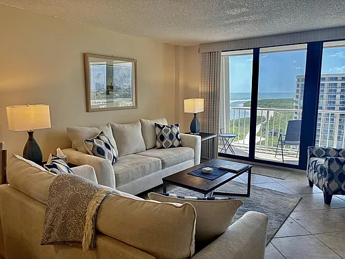 320 Seaview Ct Photo 1
