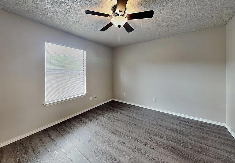5006 Norma St — Photo 7