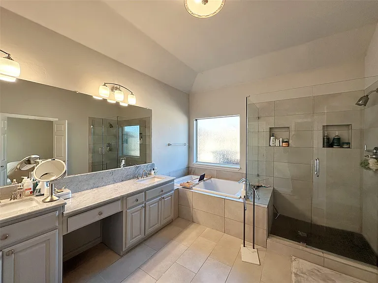 4103 Midrose Trl — Photo 15