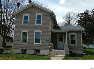 1020 Elm St, Medina, NY 14103