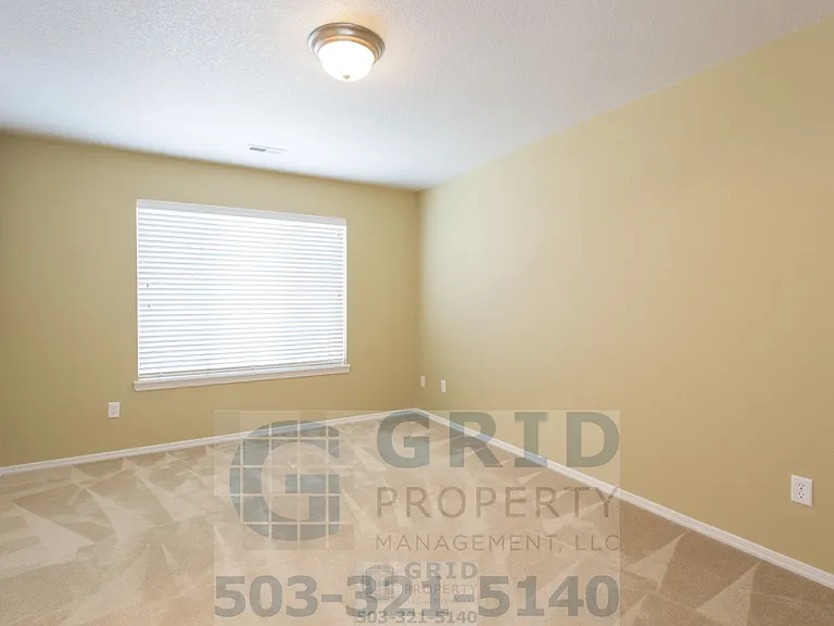 1113 SE Alika Ave — Photo 18