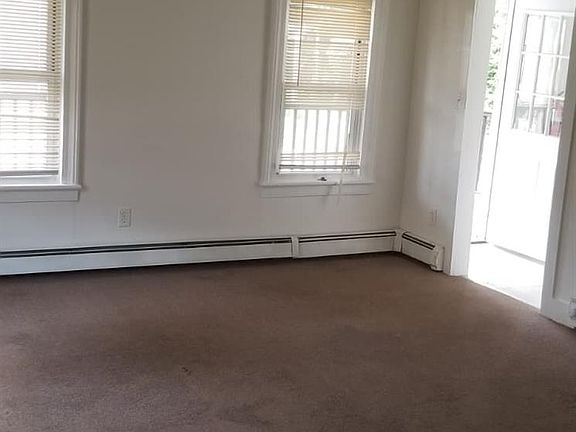 2nd image of 6 Broadhead St