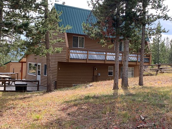 2nd image of 6 Aspen Dr