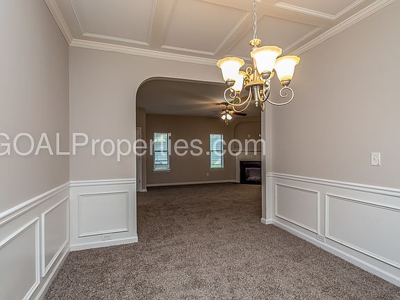 4th image of 3380 Gardenside Dr