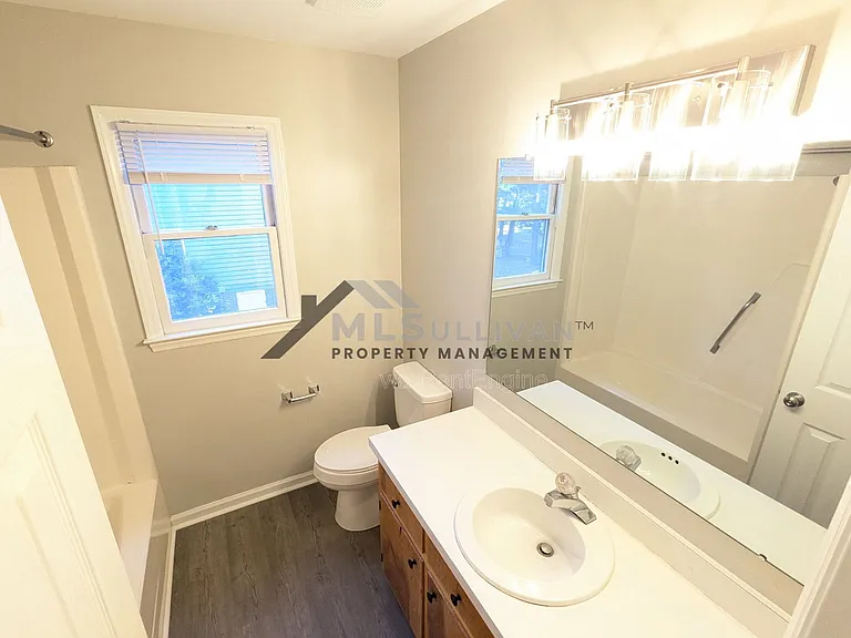 4424 American Dr — Photo 8