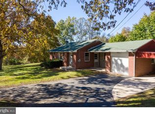 3910 Pricetown Rd, Fleetwood, PA 19522