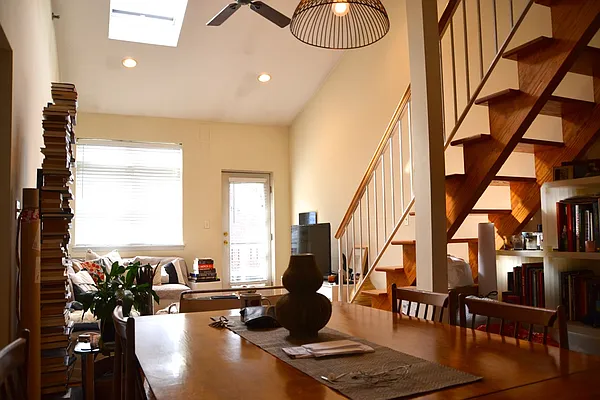 Rented by Oak Tree LLC | media 13