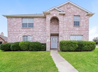 1100 Beechwood Ln, Cedar Hill, TX 75104