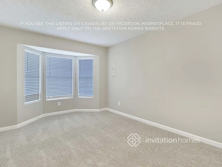 626 Waynes Ct SE — Photo 13