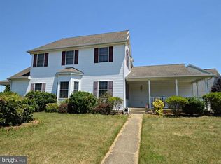 350 Cambridge Ln, Lititz, PA 17543