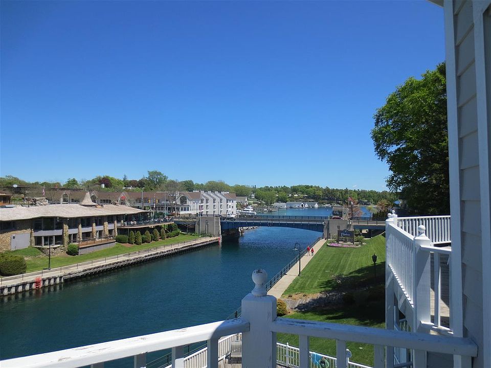 Park Place Condominiums 107 Park Ave Charlevoix MI Zillow