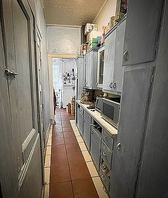5th image of 291 New York Ave #1F
