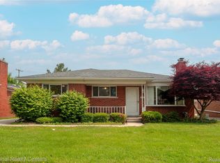 20013 Chalon St, Saint Clair Shores, MI 48080