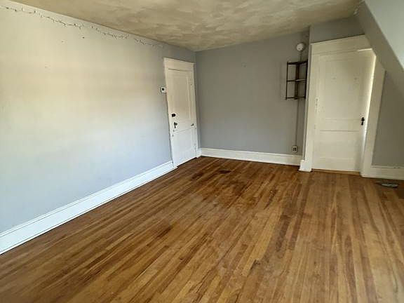 2nd image of 88 High St